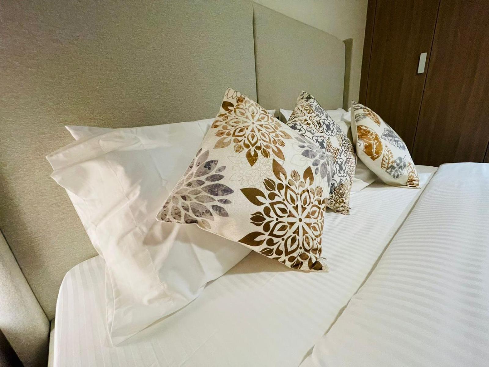 Cozy Spacious Azizi 47