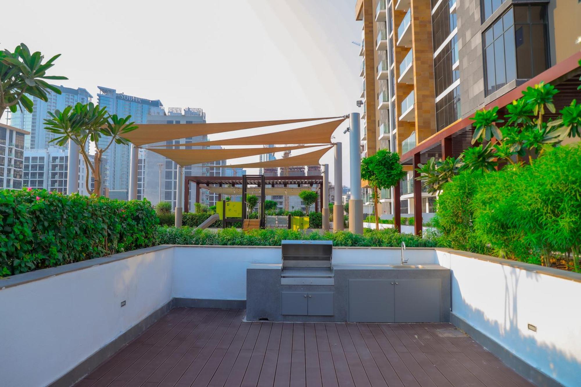 Cozy Spacious Azizi 47 Dubai