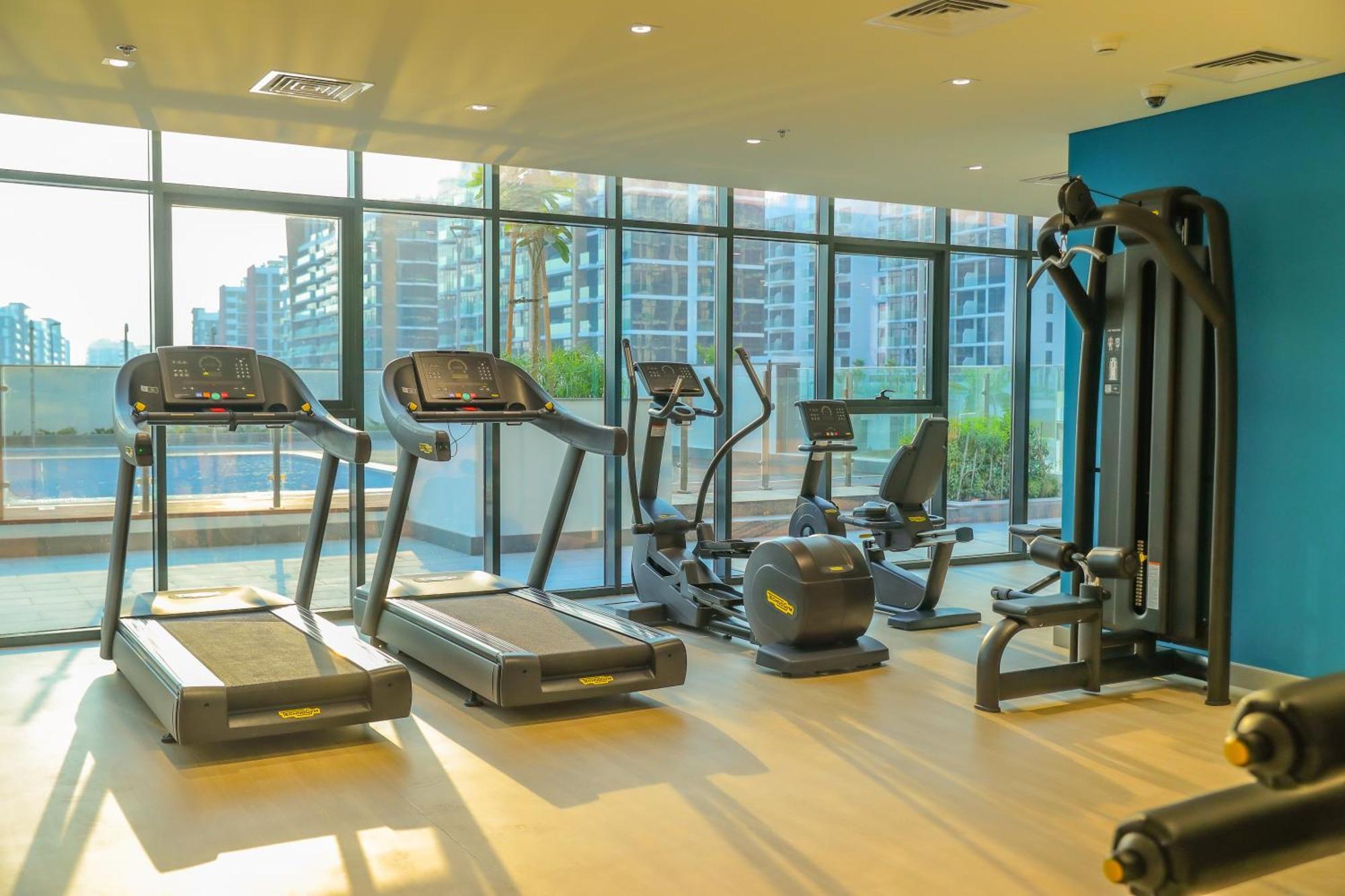 Cozy Spacious Azizi 47 Dubai